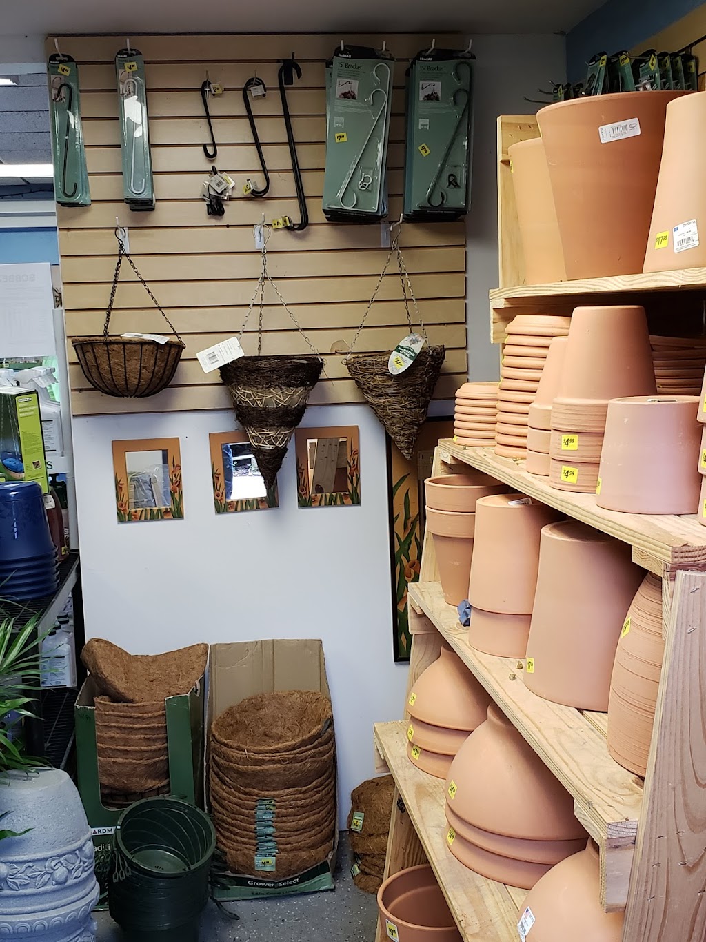 Uncle Bills Garden Center | 8642 Winton Rd, Cincinnati, OH 45231, USA | Phone: (513) 522-4438