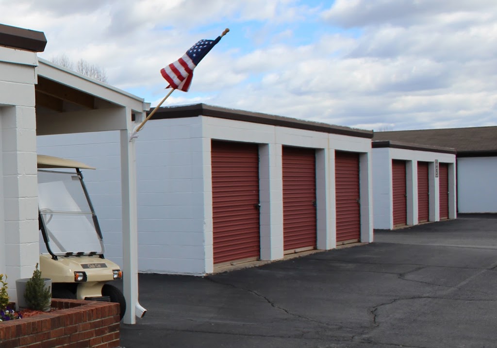 Triad Mini Storage Inc | 1455 Plaza S Dr, Kernersville, NC 27284, USA | Phone: (336) 996-5803