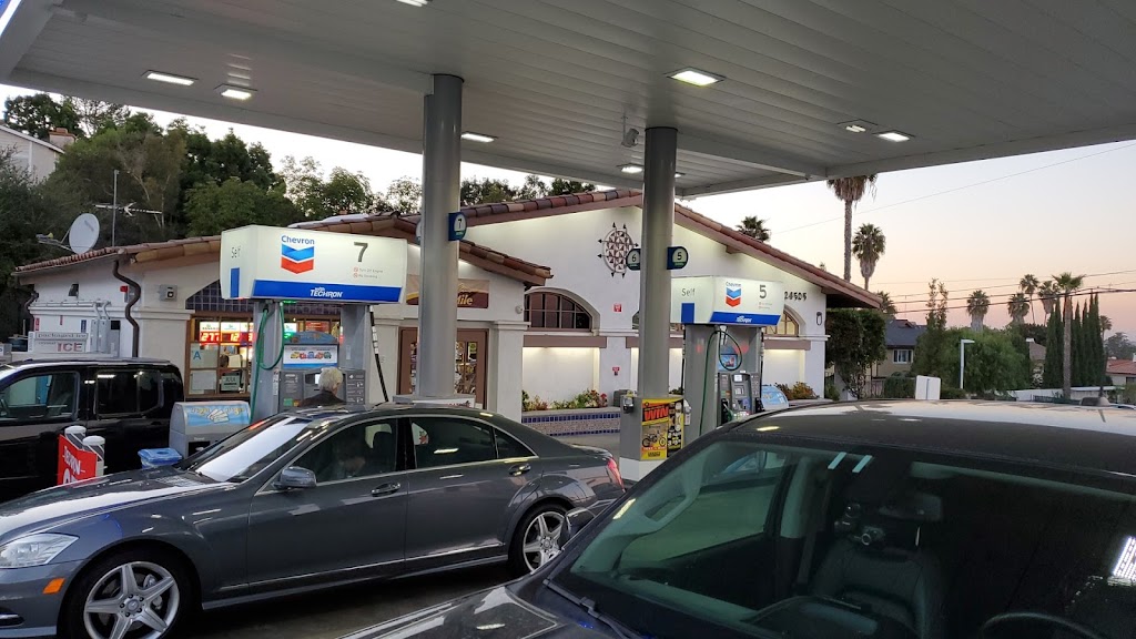 Chevron | 24505 Hawthorne Blvd, Torrance, CA 90505, USA | Phone: (310) 320-0416