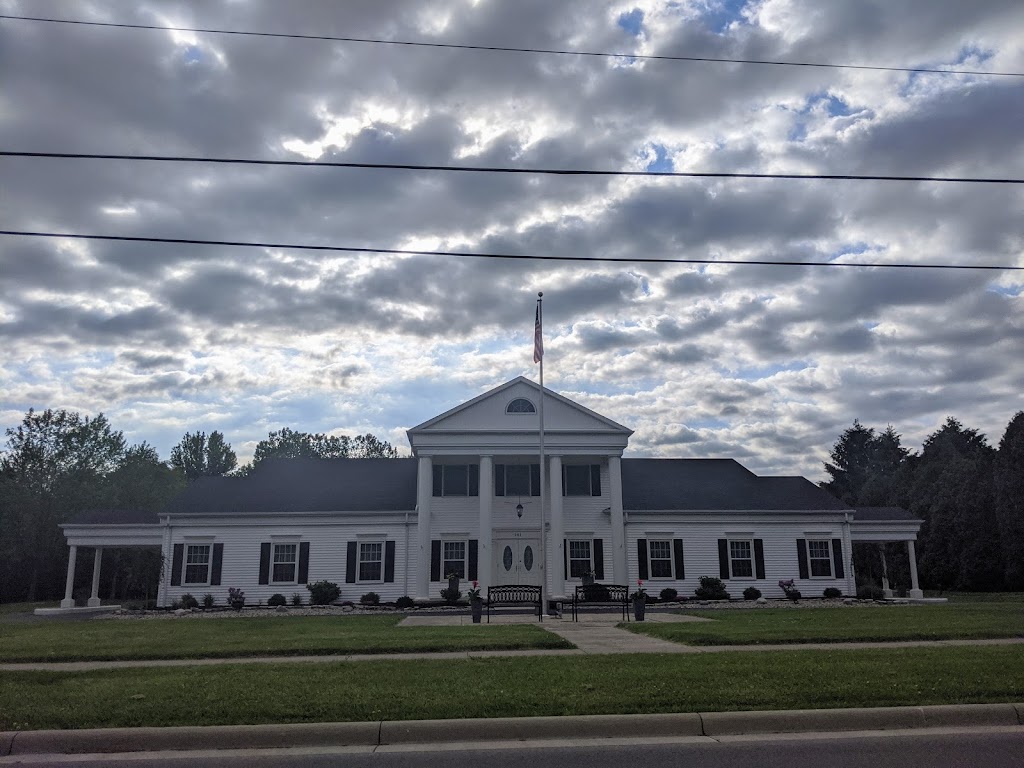 Hanneman Funeral Home | 201 Osborn Ave, Findlay, OH 45840, USA | Phone: (419) 424-0777