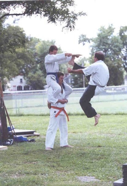 Universal Karate Academy | 212 W Plane St, Bethel, OH 45106, USA | Phone: (513) 919-2895