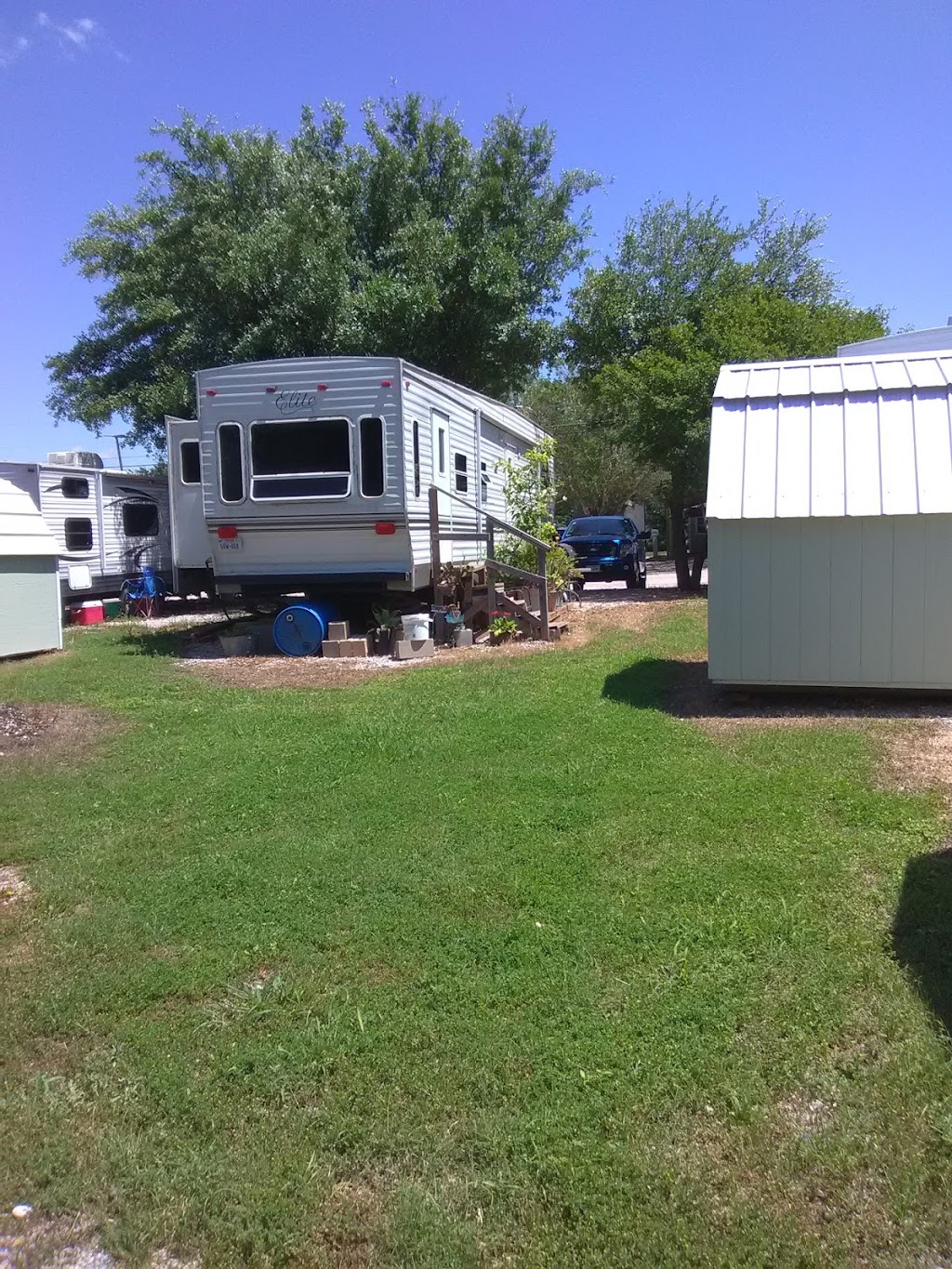 Hwy 29 RV Park | 12920 W State Hwy 29, Liberty Hill, TX 78642 | Phone: (512) 778-6102