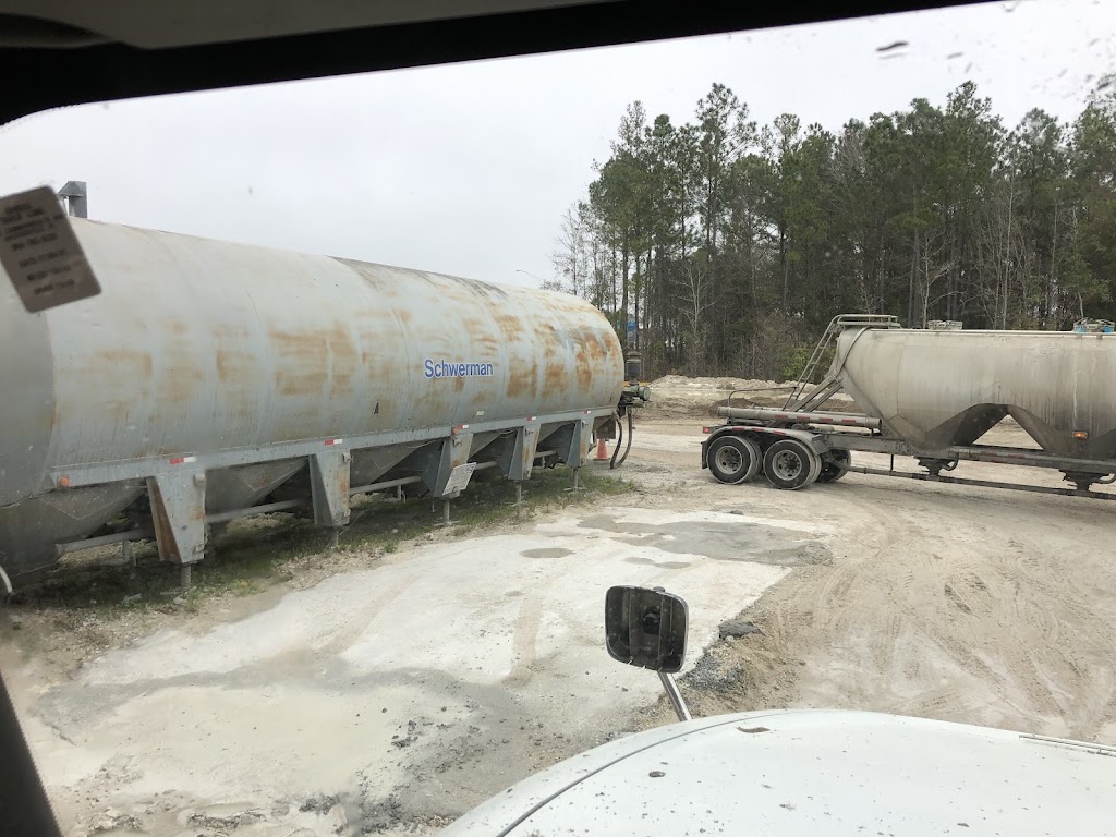 Bulk Transport Company East | 2280 Cassens Dr, Fenton, MO 63026, USA | Phone: (636) 717-2600