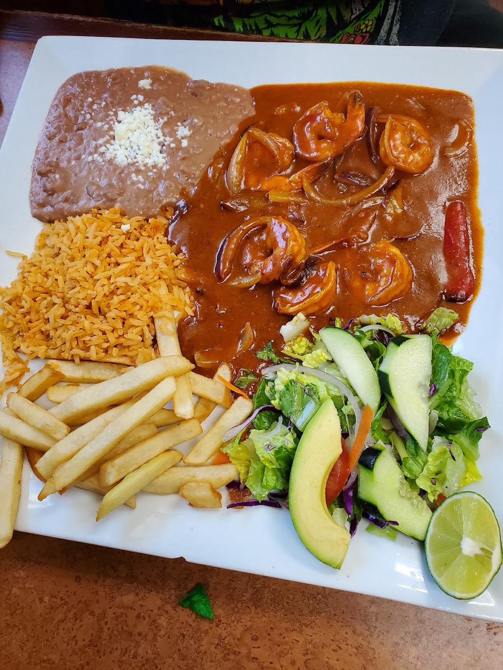 El Malecon Mariscos Estilo Sinaloa Restaurant | 1478 Santa Fe Ave, Long Beach, CA 90813, USA | Phone: (562) 435-8333