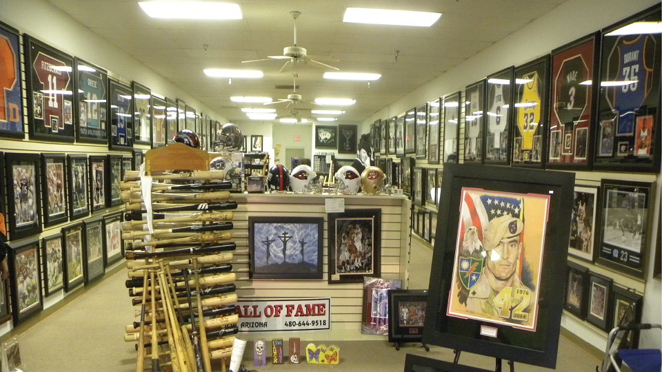 Hall of Fame Collectables | 2665 E Broadway Rd #101B, Mesa, AZ 85204 | Phone: (480) 644-9518