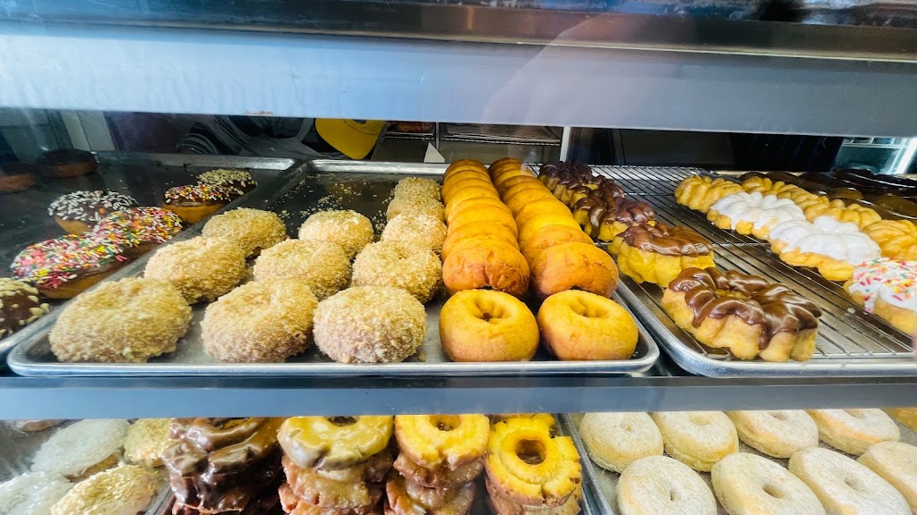 Christys Donuts | 1150 N Capitol Ave, San Jose, CA 95132, USA | Phone: (408) 923-1300