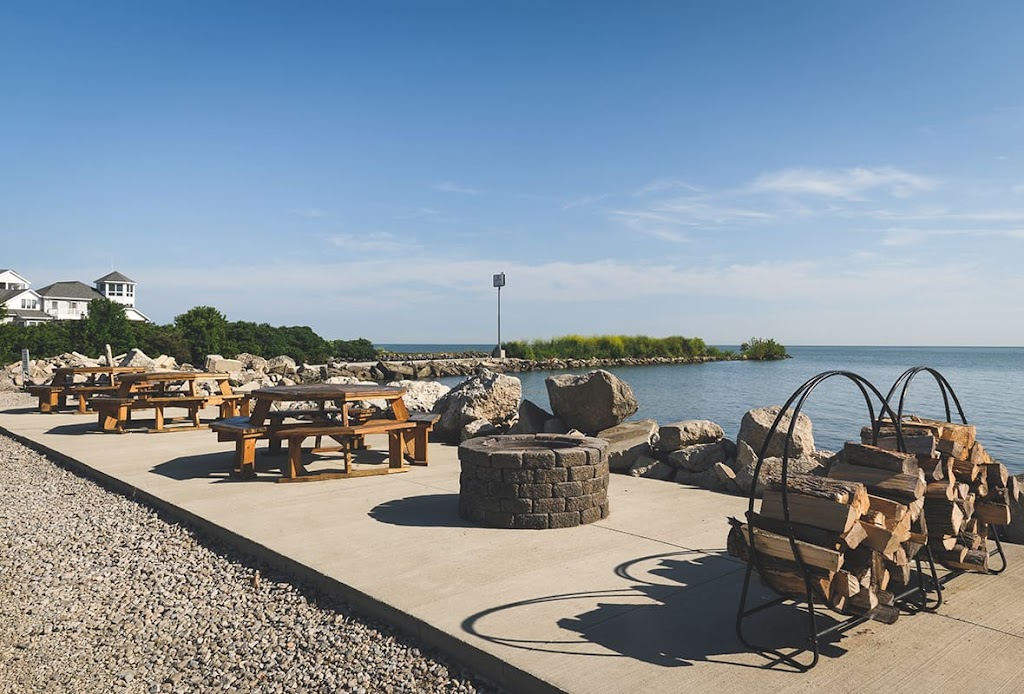 Safe Harbor Lakefront | 1805 W Lakeshore Dr, Port Clinton, OH 43452, USA | Phone: (419) 734-5576