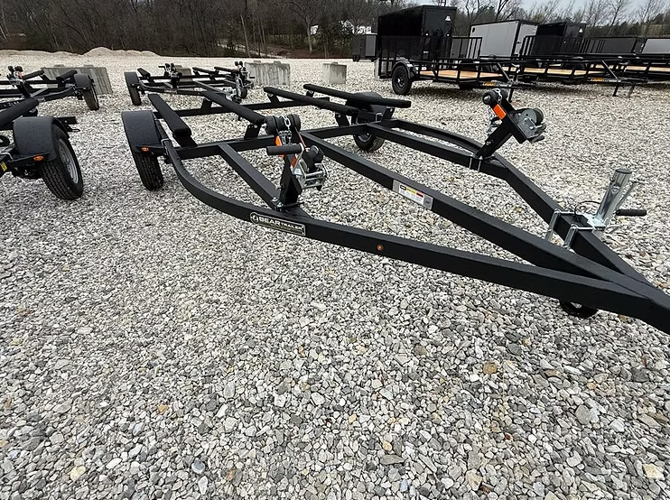 Newline Trailer | 366 Gravens Rd, Troy, MO 63379, USA | Phone: (636) 525-5555