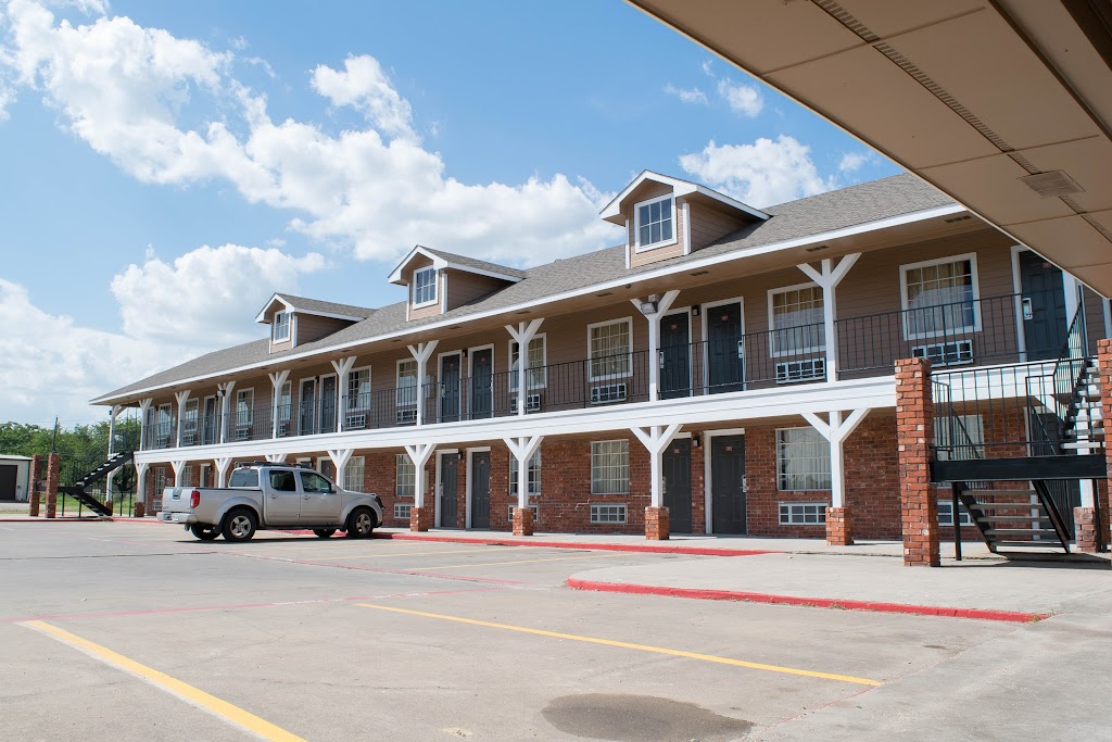 Countryside Inn | 501 E Fair St, Kaufman, TX 75142, USA | Phone: (972) 932-2101