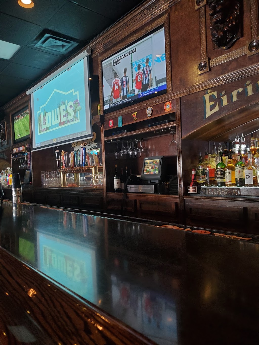 Maloneys Local Irish Pub | 9540 W Linebaugh Ave, Tampa, FL 33626, USA | Phone: (813) 749-0859