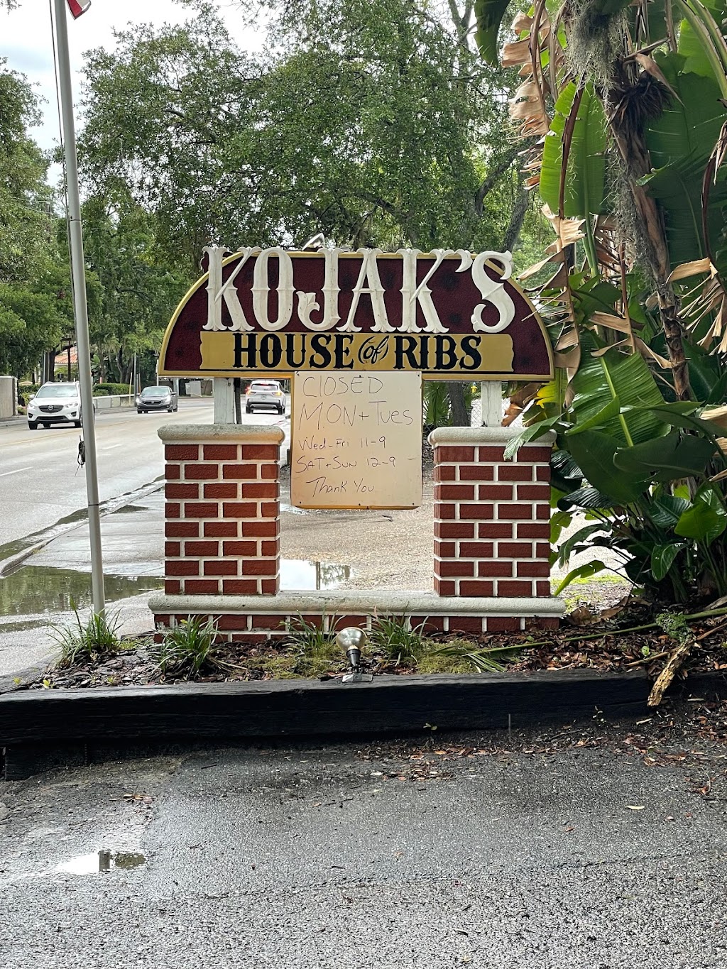 Kojaks House of Ribs | 1809 S Parsons Ave, Seffner, FL 33584, USA | Phone: (813) 837-3774