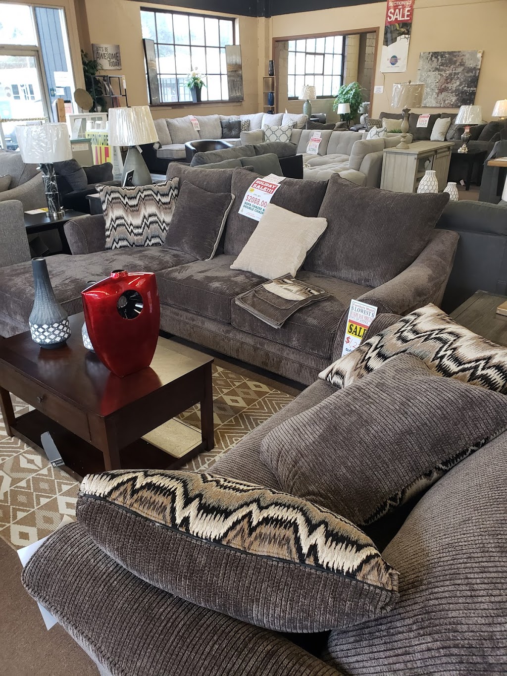 Furniture World NW | 2601 6th St, Bremerton, WA 98312, USA | Phone: (360) 373-0500