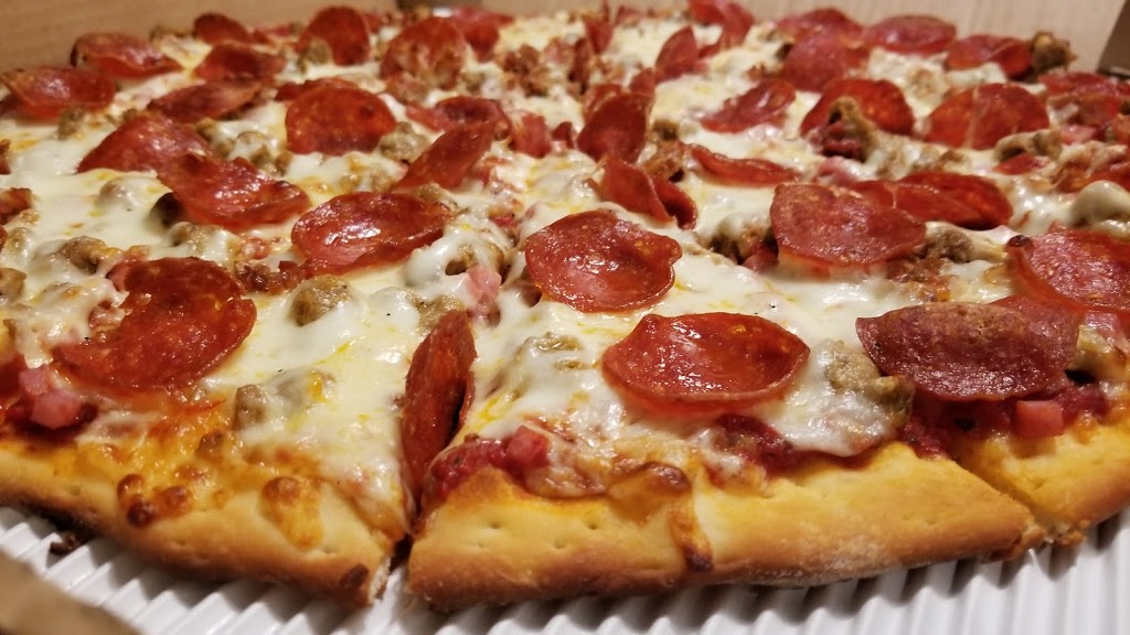 Jan’s Village Pizza | 108 S Union St, Westfield, IN 46074, USA | Phone: (317) 896-5050