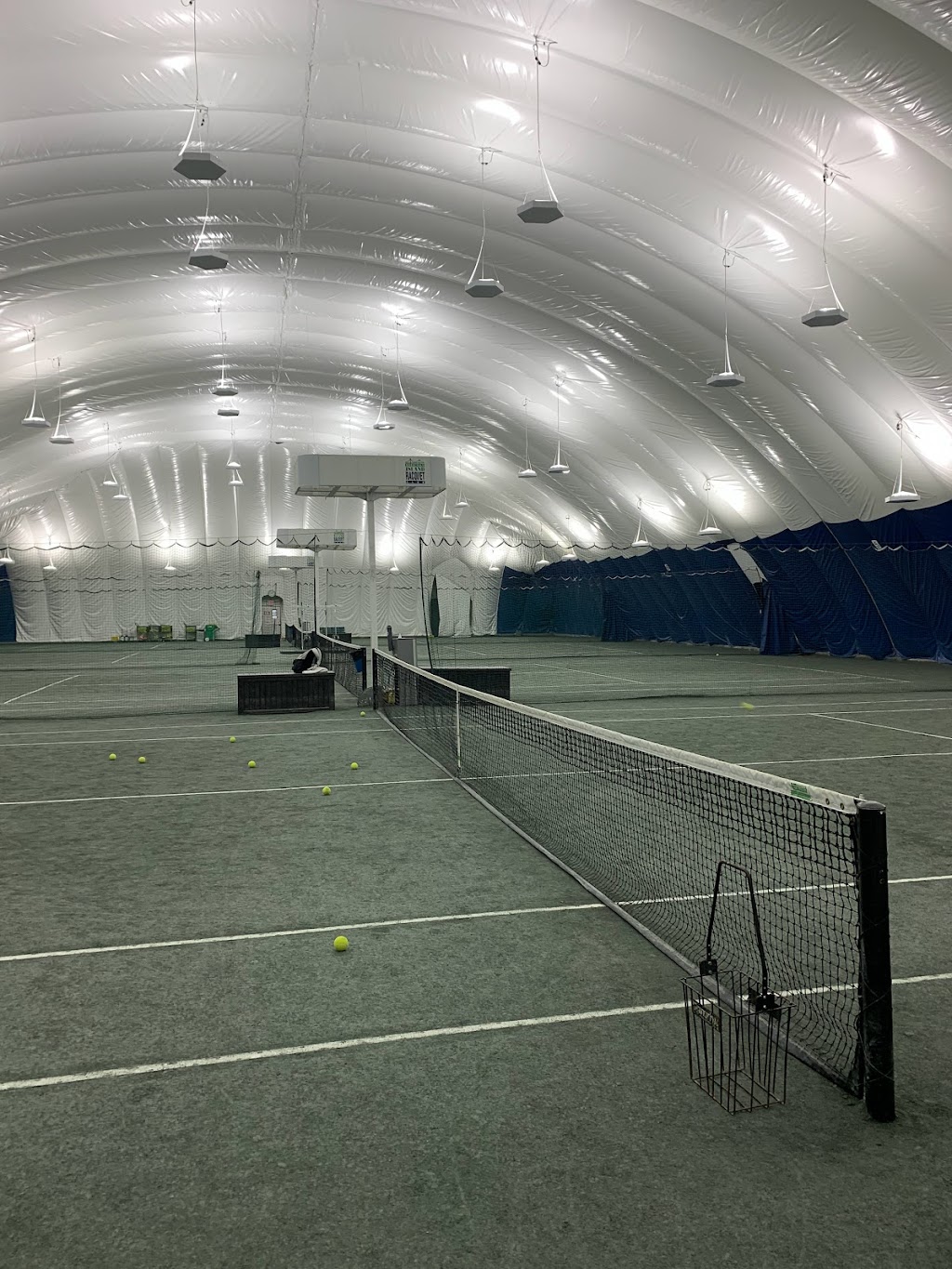 Roosevelt Island Racquet Club | 281 W Main St, New York, NY 10044, USA | Phone: (212) 935-0250