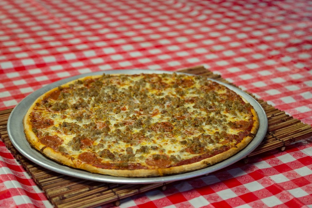 Bellshire Pizza | 2504 B Dickerson Pike, Nashville, TN 37207, USA | Phone: (615) 865-8396