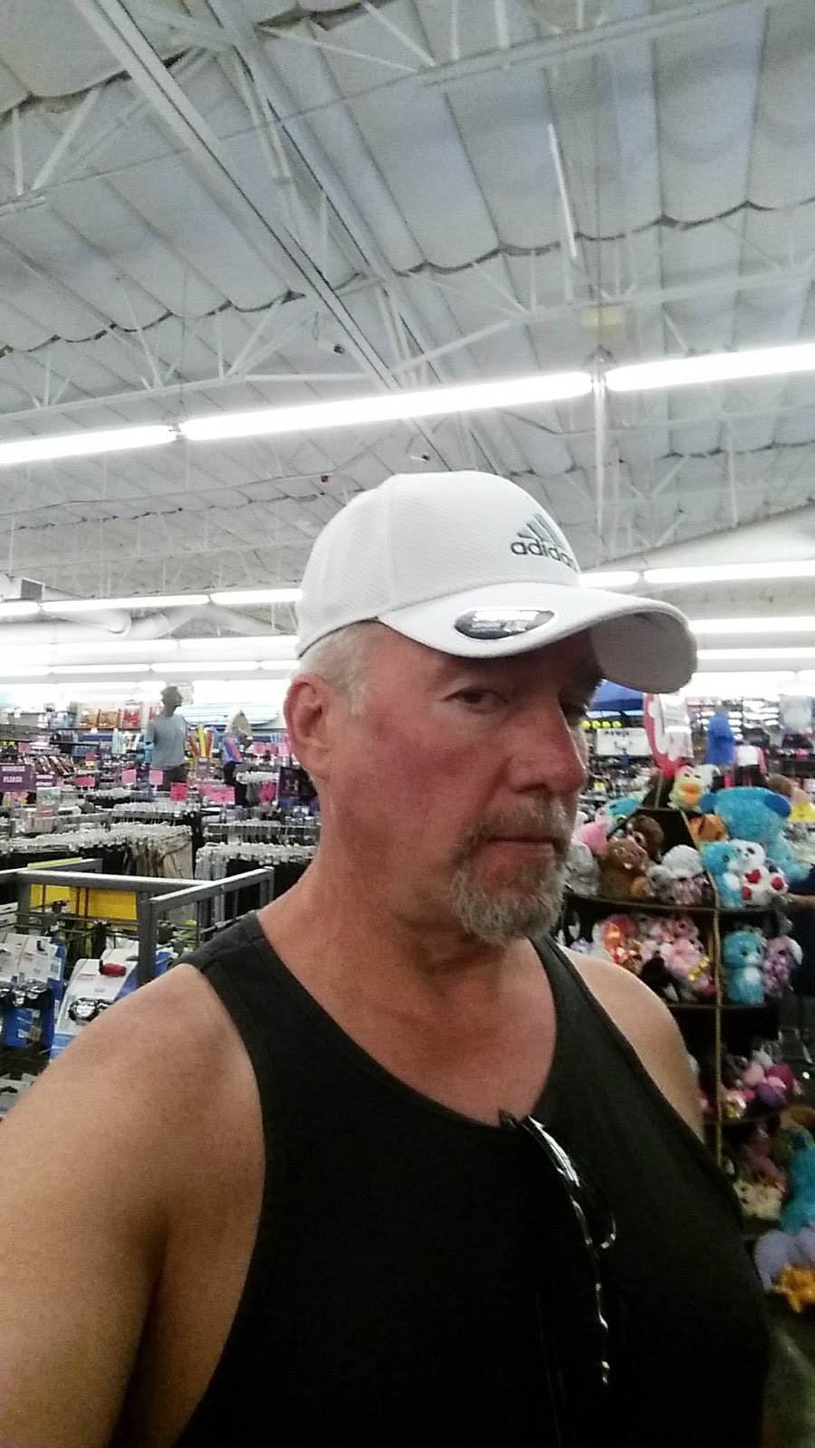 Big 5 Sporting Goods | 3975 Grand Ave, Chino, CA 91710, USA | Phone: (909) 464-9735