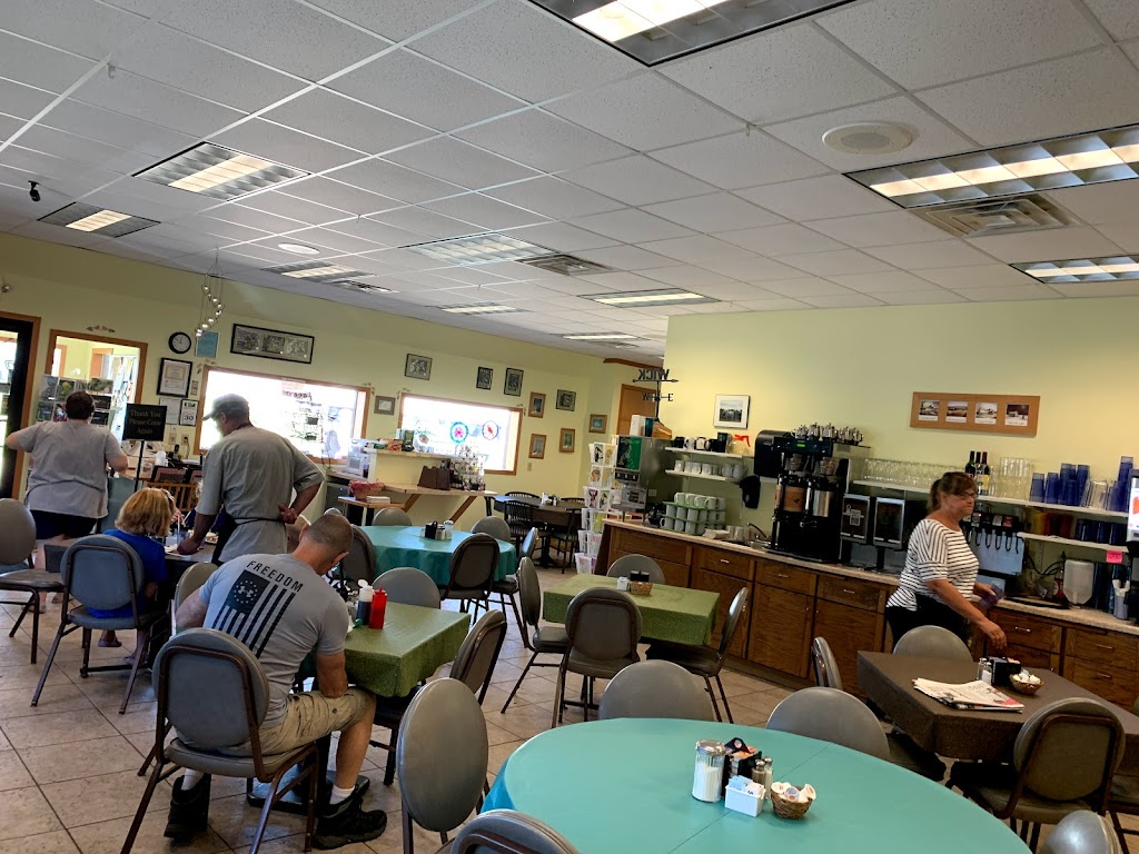 Grandma Marys Cafe | 175 US-14, Arena, WI 53503, USA | Phone: (608) 753-2151