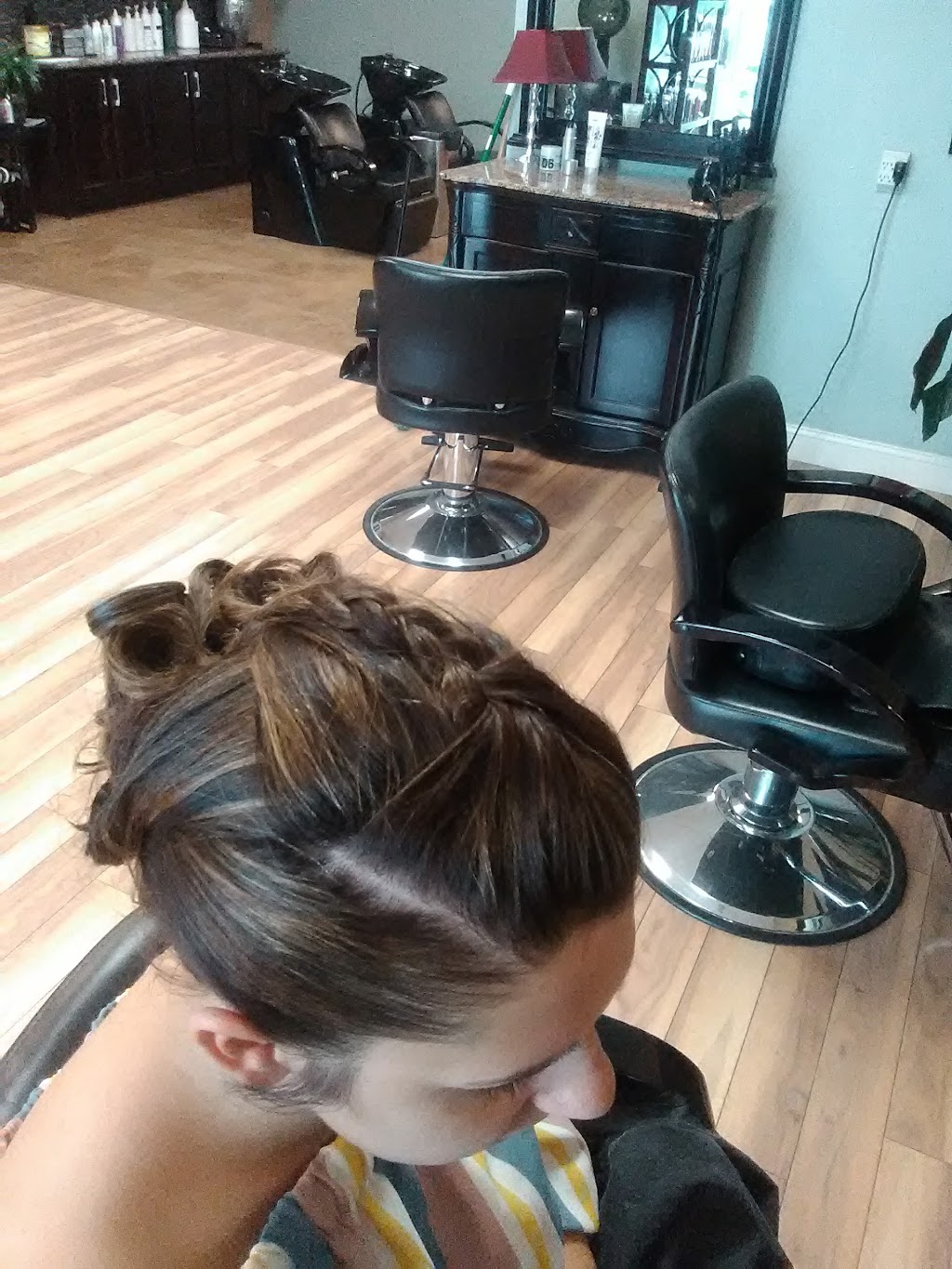 Primp Salon | 72 Main St, Manor, PA 15665, USA | Phone: (724) 392-4259