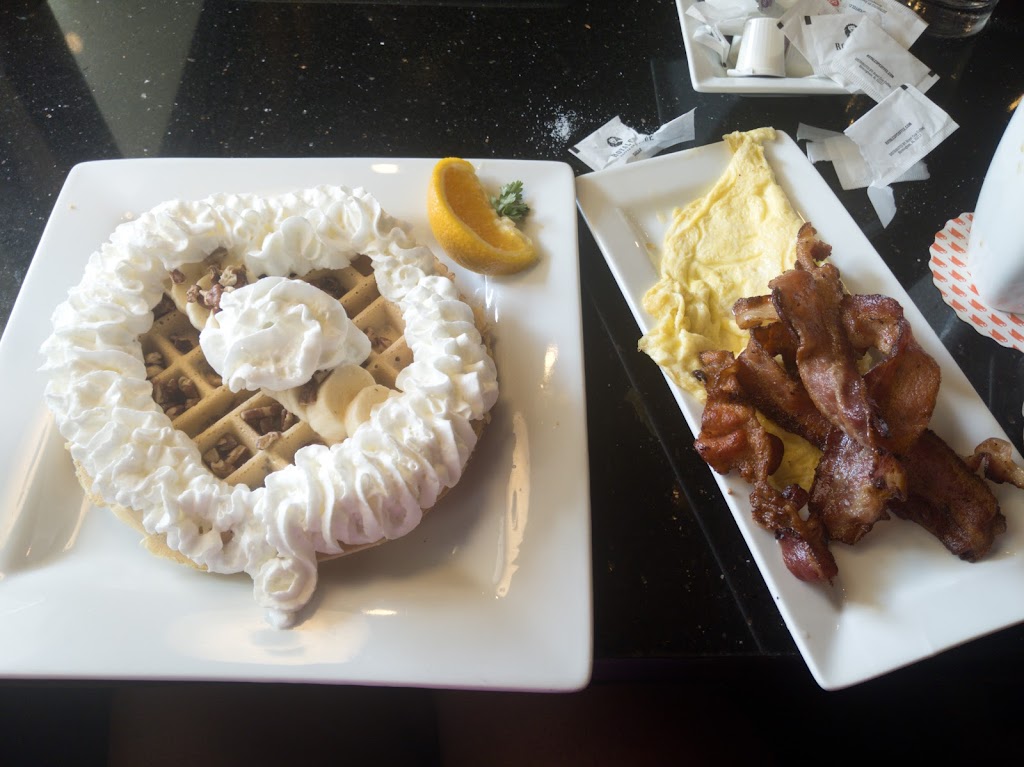 Kekes Breakfast Cafe | 2345 S Woodland Blvd, DeLand, FL 32720, USA | Phone: (386) 507-2259