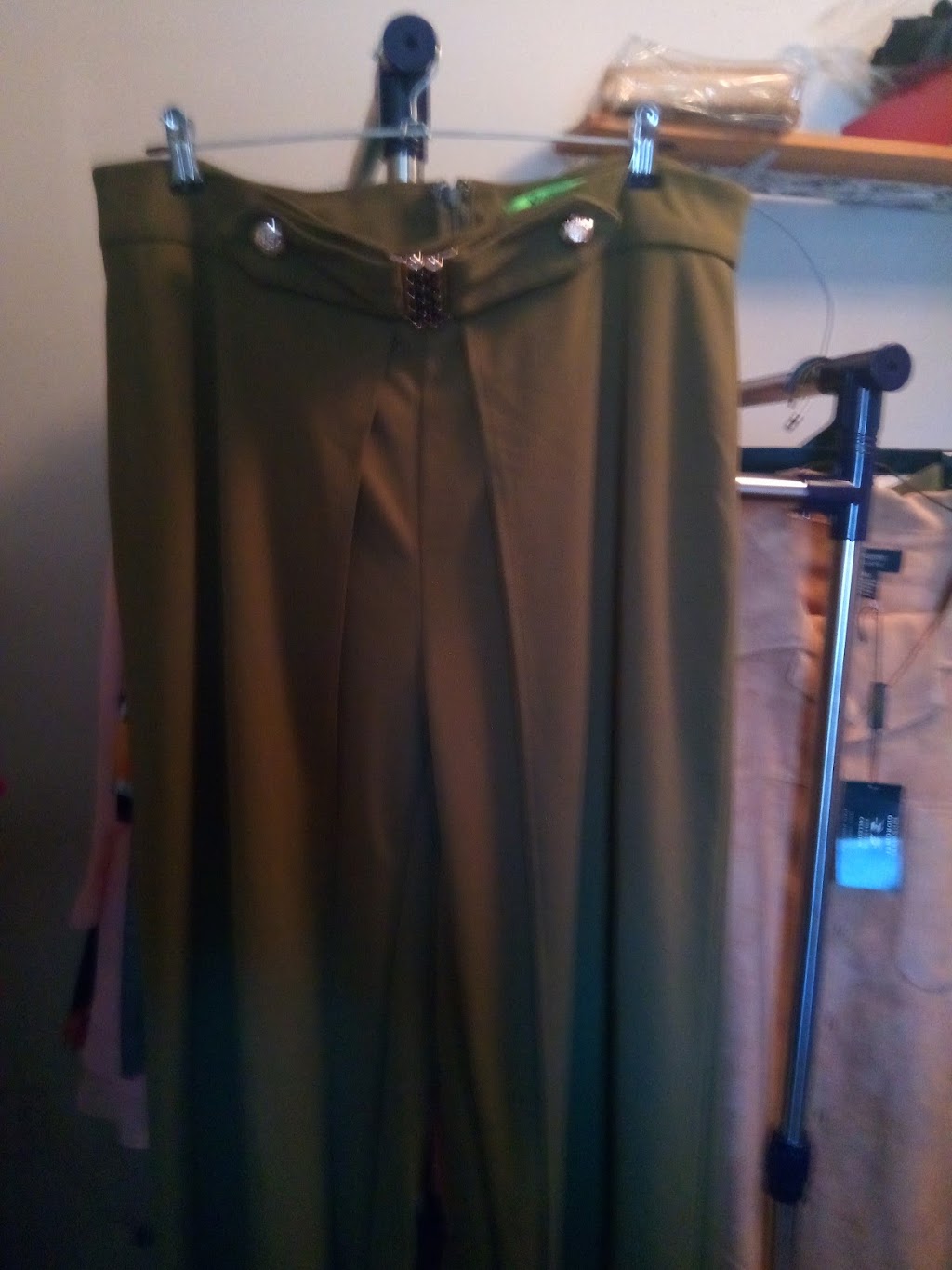 BALLENTINES PLUS CLOTHING | 1223 W 107th St, Los Angeles, CA 90044, USA | Phone: (310) 714-7726