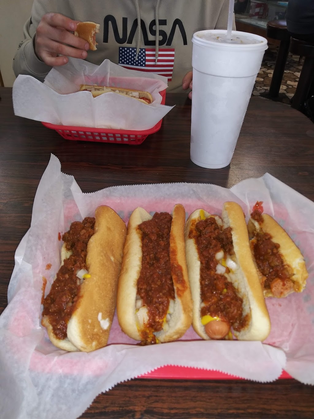 Copelands Hot Dogs | 3802 Deep Creek Blvd, Portsmouth, VA 23702, USA | Phone: (757) 393-0006