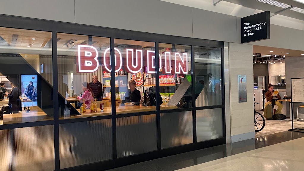 Boudin Bakery Cafe | San Francisco International Airport, Terminal 3, Bayshore Fwy, San Francisco, CA 94128, USA | Phone: (650) 871-2515