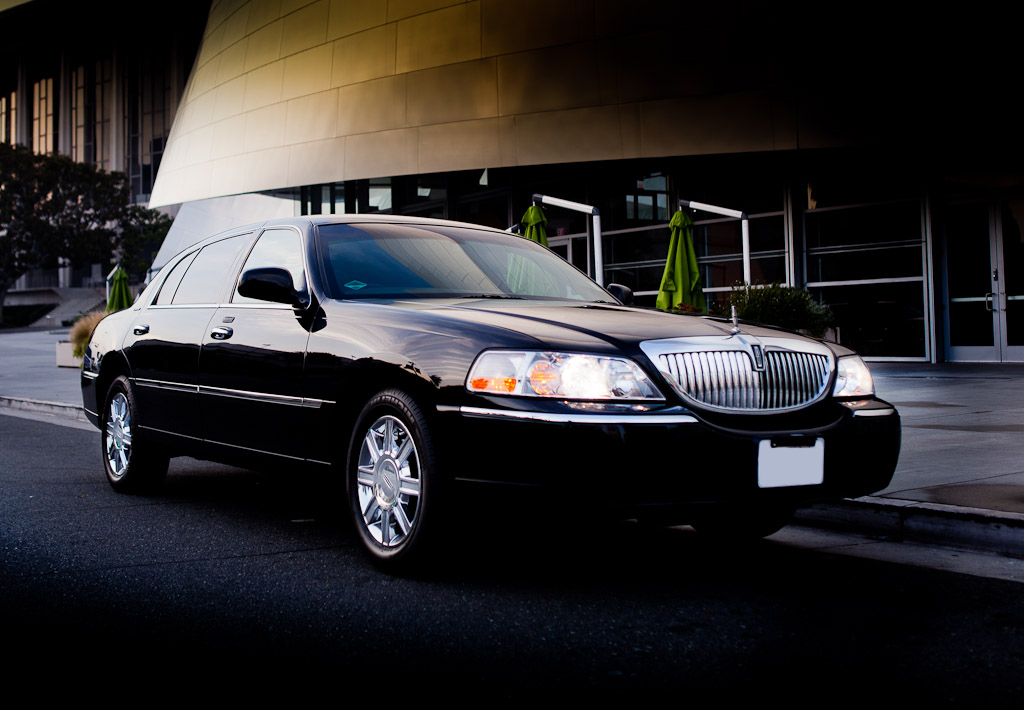 Airport Taxi | 4 George St, Morristown, NJ 07960, USA | Phone: (973) 538-4900