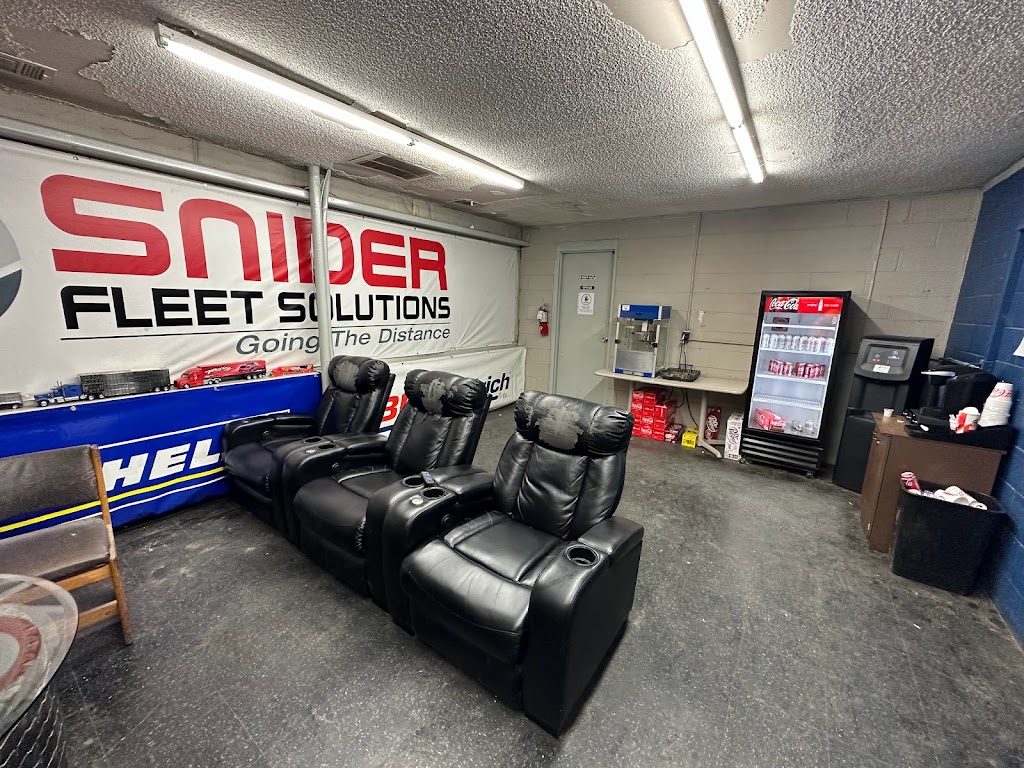 Snider Fleet Solutions | 64 Robin Hood Rd, Dunn, NC 28334, USA | Phone: (910) 897-2603