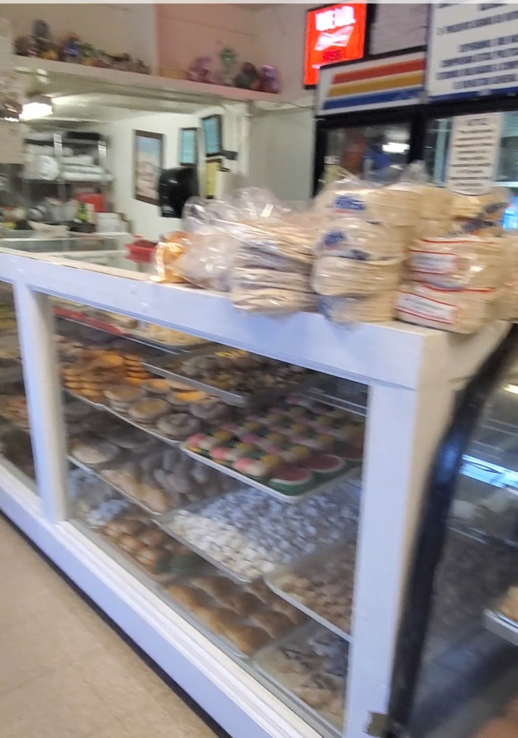 Xochitl Bakery | 241 S Concepcion St, El Paso, TX 79905 | Phone: (915) 771-6781