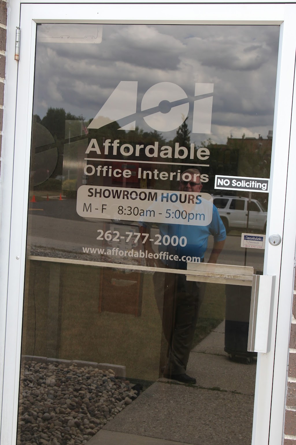 Affordable Office Interiors | W136 N4829 Campbell Dr #1, Menomonee Falls, WI 53051, USA | Phone: (262) 777-2000