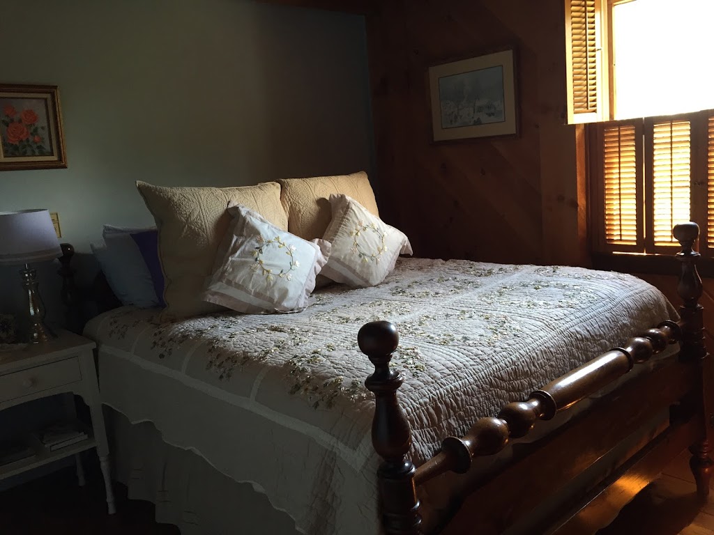 Rosa Rugosa B & B | 2620 Hermance Rd, Galway, NY 12074, USA | Phone: (518) 882-9435