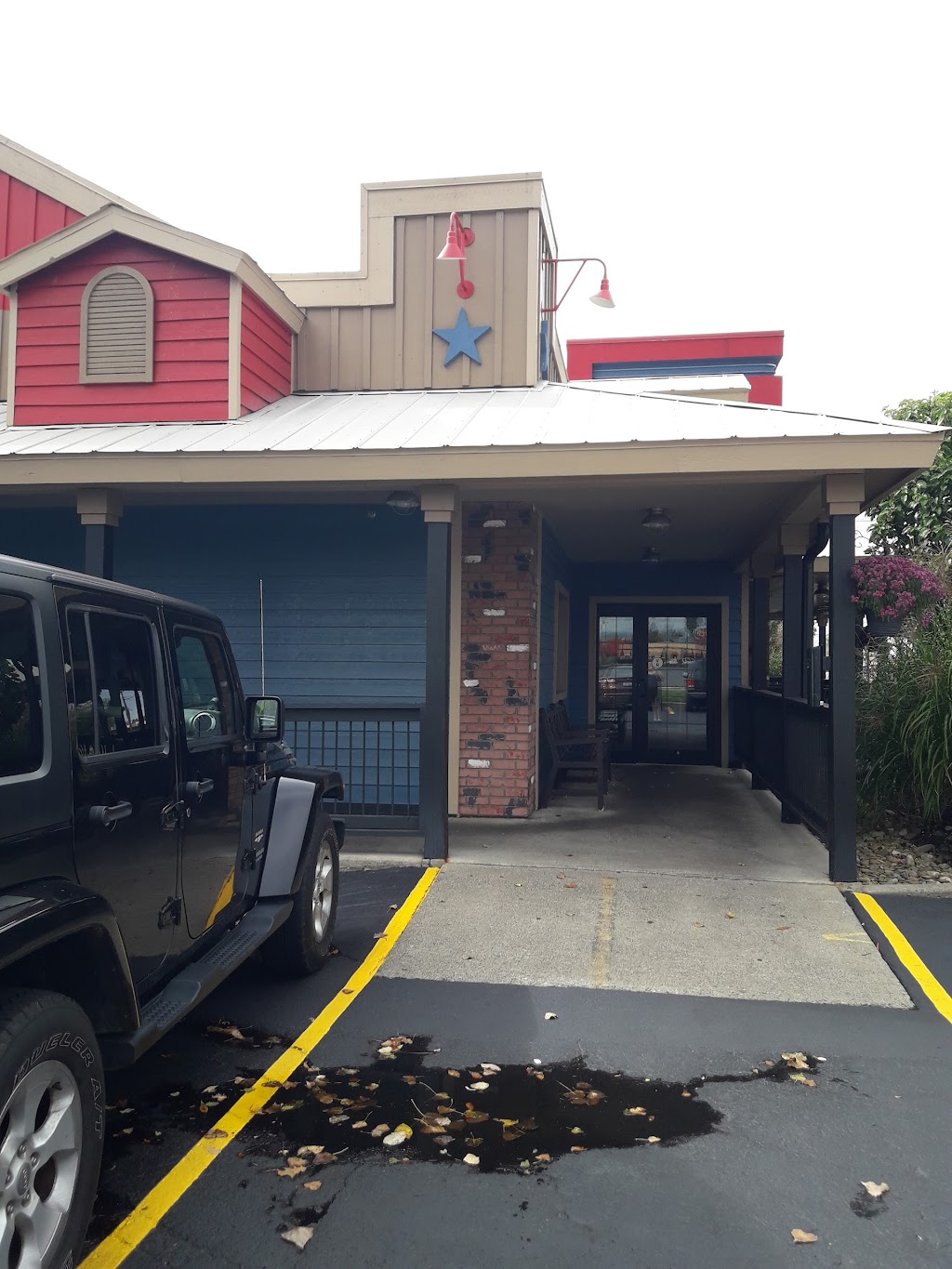 Tullys Good Times Cheektowaga | 1449 French Rd, Depew, NY 14043, USA | Phone: (716) 668-0111