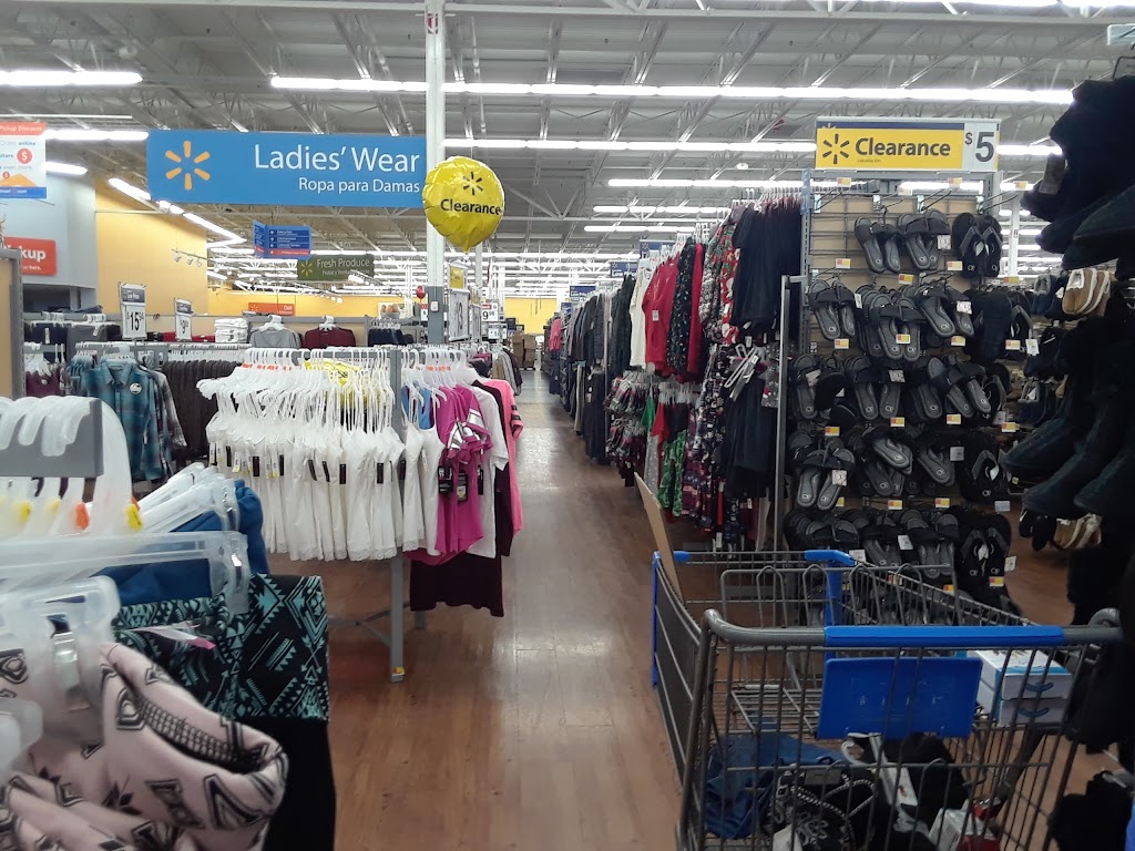 Walmart Supercenter | 1904 S Colorado St, Lockhart, TX 78644, USA | Phone: (512) 398-2333