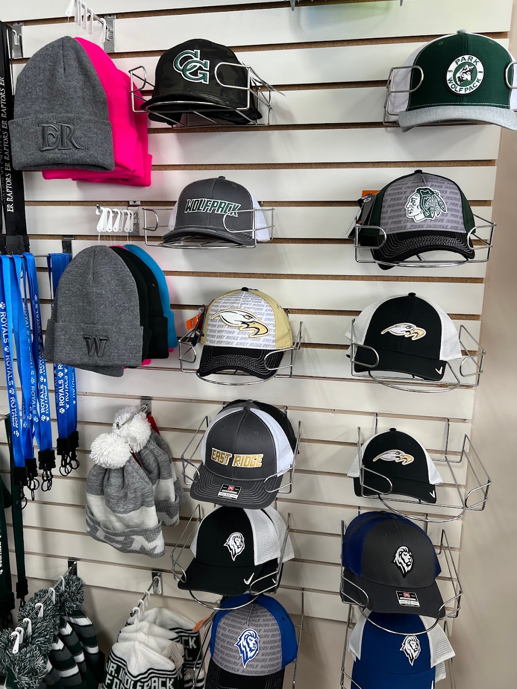 Advanced Sportswear, MN Custom Apparel and Promotions | 1632 Hastings Ave, Newport, MN 55055, USA | Phone: (651) 459-5002