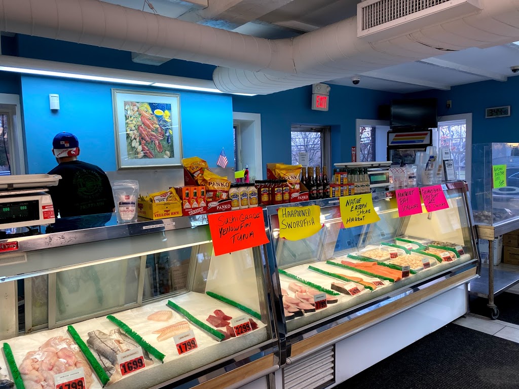 Fresh Pond Seafood Market & Takeout | 75 Summer St, Arlington, MA 02474, USA | Phone: (781) 777-1784