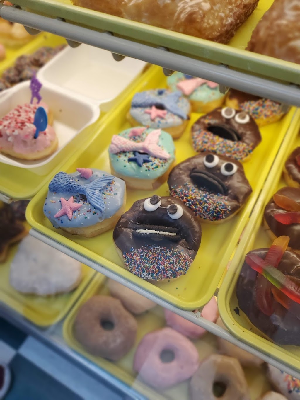 Southern Maid Donuts | 6702 Dalrock Rd, Rowlett, TX 75089, USA | Phone: (972) 463-9415