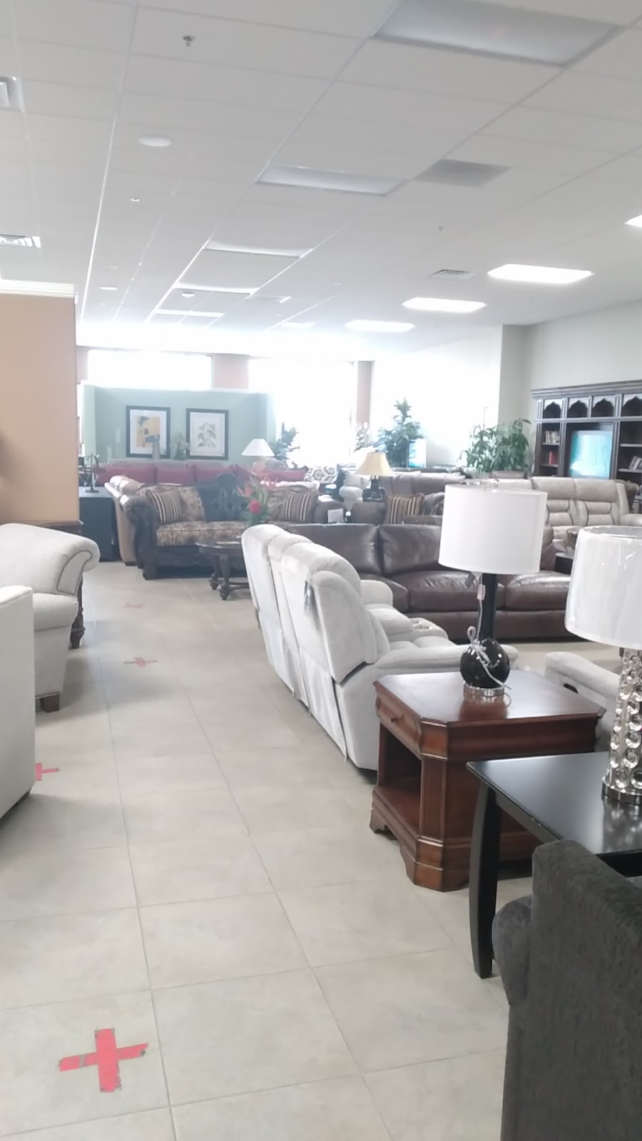 Beverly Home Furnishings | 7405 Rosedale Hwy, Bakersfield, CA 93308, USA | Phone: (661) 218-9222