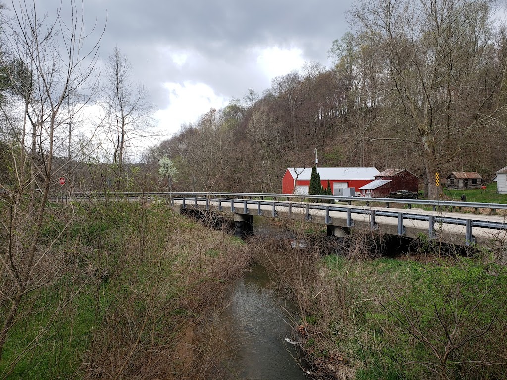 Mink Hollow Covered Bridge | 2340 Meister Rd SW, Lancaster, OH 43130, USA | Phone: (740) 681-7249