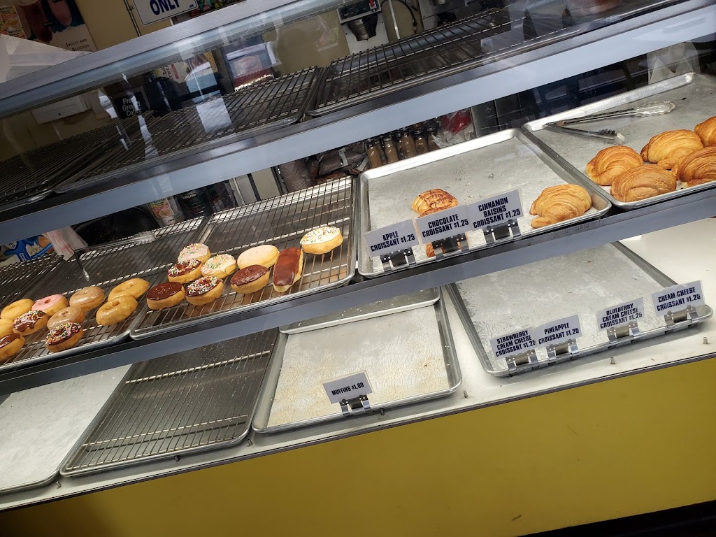 Campbell Donuts | 882 W Lincoln Ave, Anaheim, CA 92805, USA | Phone: (562) 528-1097