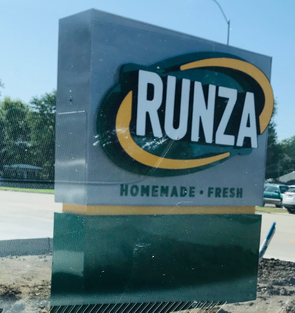 Runza Restaurant | 112 South Hwy 6, Milford, NE 68405, USA | Phone: (402) 761-2060