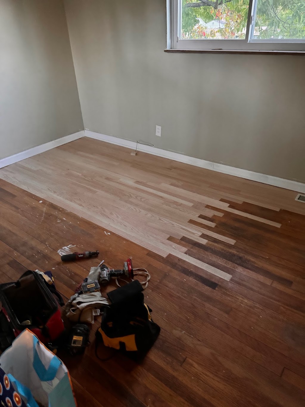 Cutting Edge Flooring Services - 5233 Muhlhauser Rd, West Chester ...