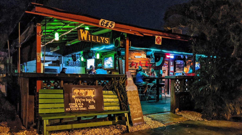 Willys Burgers And Booze | 645 Corey Ave, St Pete Beach, FL 33706, USA | Phone: (727) 329-8667