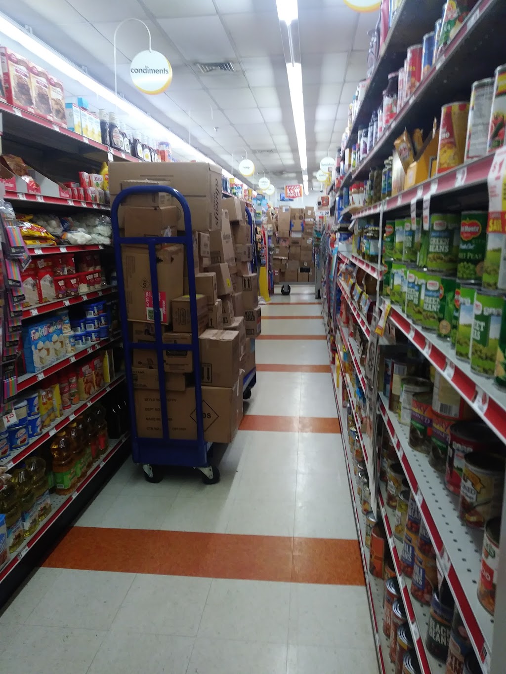 Family Dollar | 8765 Temple Terrace Hwy, Tampa, FL 33637, USA | Phone: (813) 462-4998