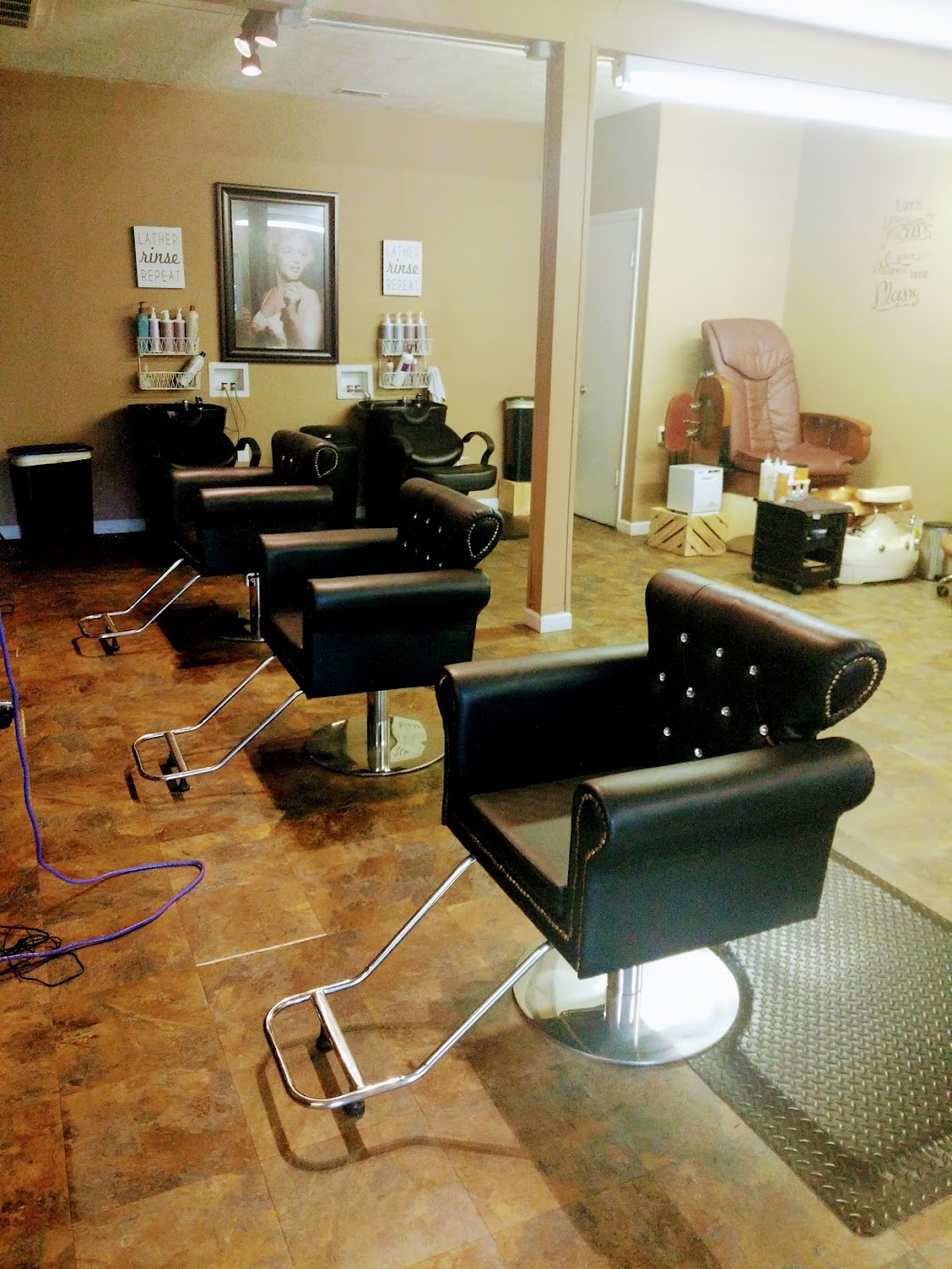 Belairs Salon | 365 Dayton-Oxford Rd, Carlisle, OH 45005, USA | Phone: (937) 743-0099