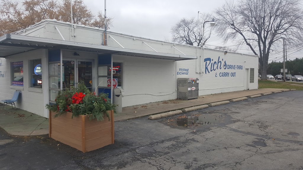 Richs Drive Thru | 835 W Fremont Rd, Port Clinton, OH 43452, USA | Phone: (419) 732-7716