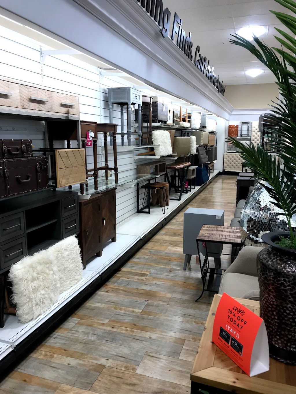 HomeGoods | 950 Renz Ln, Gilroy, CA 95020, USA | Phone: (408) 848-0904