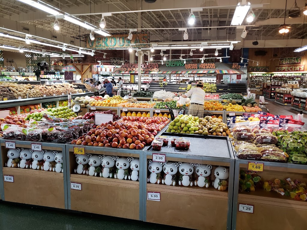 Cardenas Ranch Markets | 5833 S Central Ave, Phoenix, AZ 85040, USA | Phone: (602) 268-7166