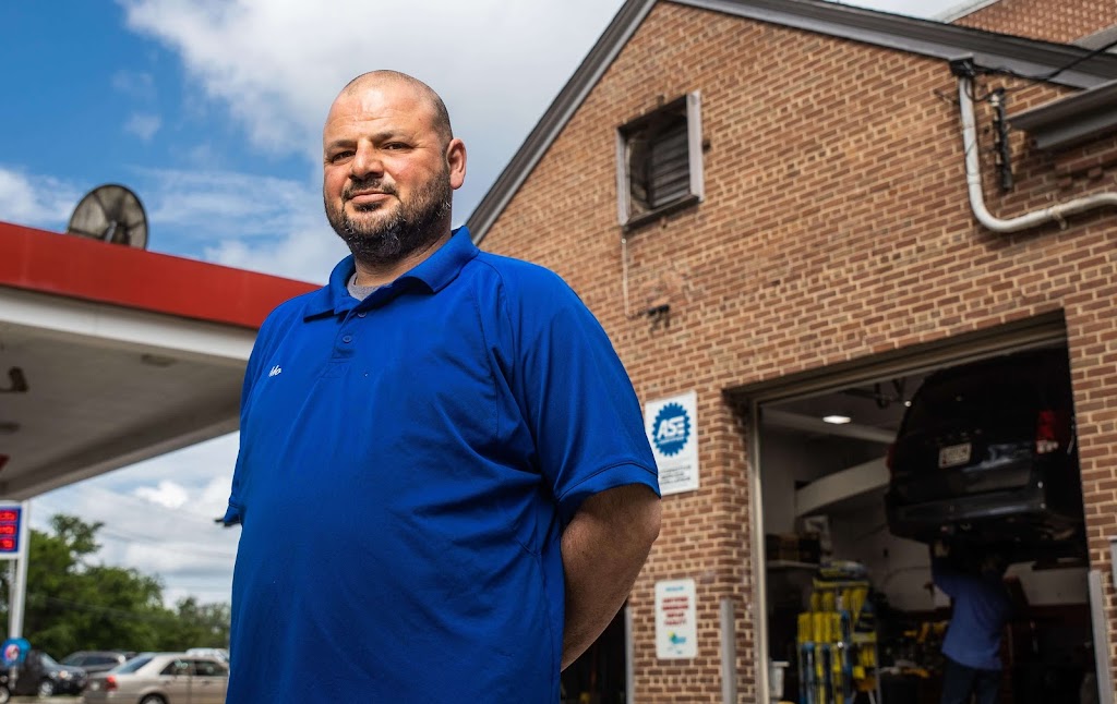 Metro Motor | Glen Echo Exxon | 6729-A Goldsboro Rd, Bethesda, MD 20817, USA | Phone: (301) 229-8666