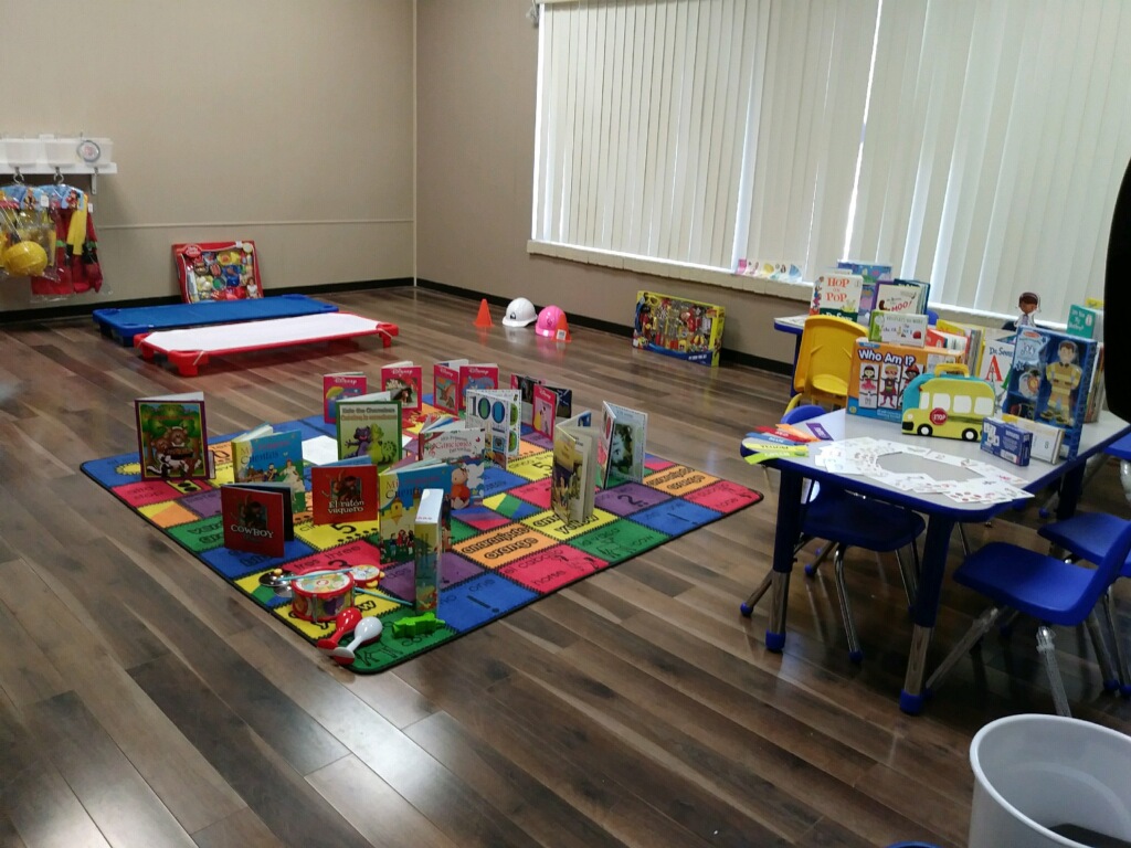 Bilingual Kiddie College | 608 Grand Ave, Arlington, TX 76010, USA | Phone: (817) 805-6990