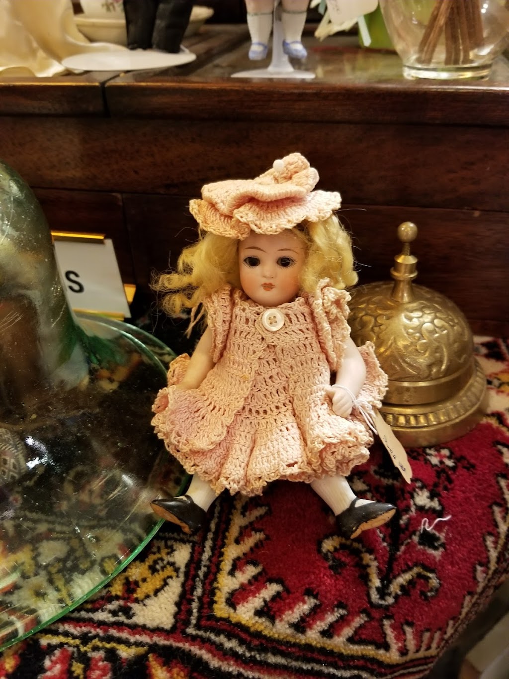 Miniature Occasions and Dolls | 57 Bellevue Ave, Newport, RI 02840, USA | Phone: (401) 849-5440